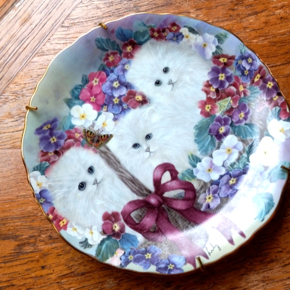 Lily Chang "Hearts Of Gold" Floral Kittens Decorative Collectible Plate!!!! - Picture 4 of 8